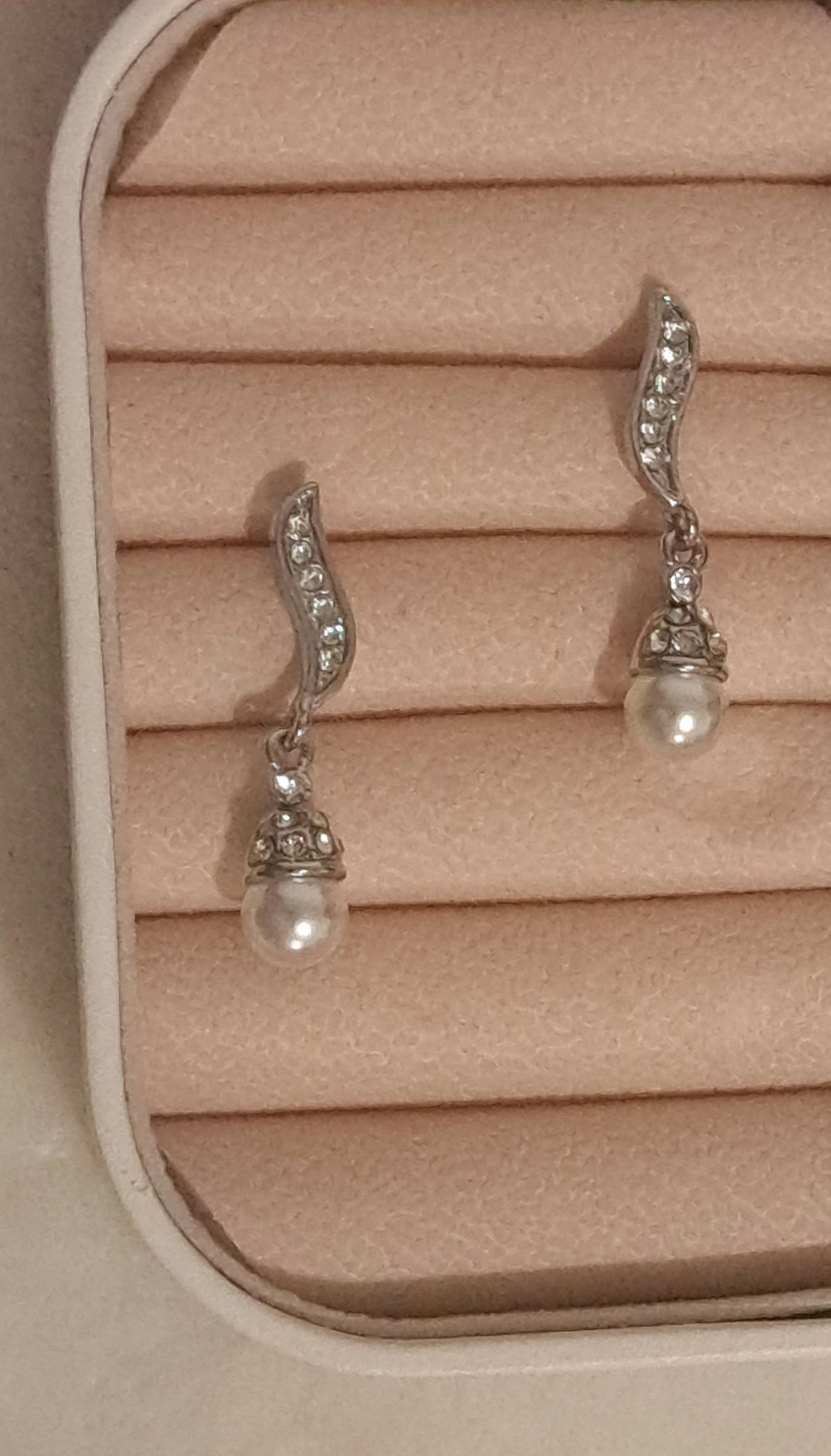 Timeless Pearl Drop Earrings • Silver Stainless Steel • Elegant Jewellery – photo 3